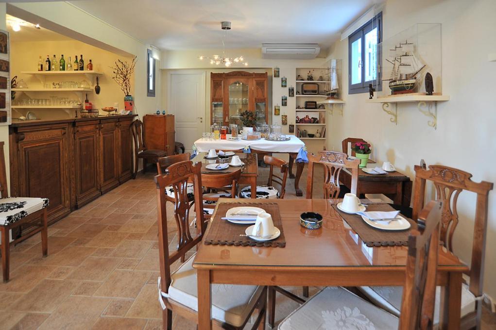 Fistikies Holiday Apartments Aegina Екстериор снимка
